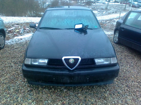Подержанные Автозапчасти Alfa-Romeo 155 1995 1.9 машиностроение седан 4/5 d. черный 2013-1-10
